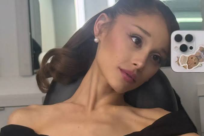 Ariana Grande Is 'Taking a Step Back from Visibility' After Tour as Public  Scrutiny Intensifies: Rep (Exclusive)