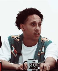 Aaron Kevin's Instagram, Twitter & Facebook