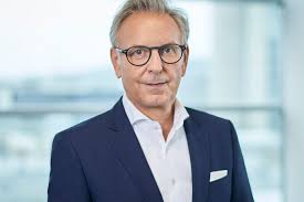 Daimler, NXP und Altair: Die Personalien der Woche