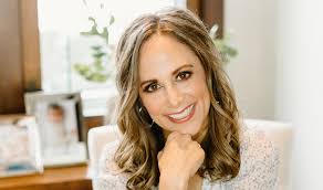 Jamie Dahl's Instagram, Twitter & Facebook