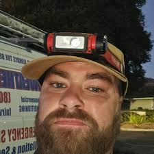 What are some good work boots for HVAC mechanics?