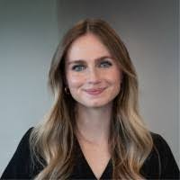 Kim Jarman's Instagram, Twitter & Facebook