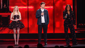 “Fear Of Getting Punched”: Fans Notice “Awkward” Body Language As Exes Emma Roberts And Evan Peters Reunite Years After Split