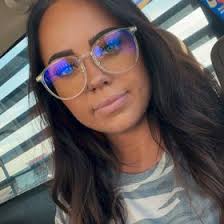 Carly Beck (carlybeck710)