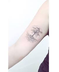 Pinterest this intricate and delicate feather is a beautiful design and would look perfect anywhere. The Pure Minimalism Of Banul Tattoos Ink Tattoo Pretty Tattoos