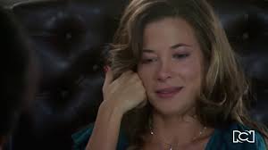 Jackie sufre un robo que la deja desolada