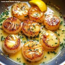 Pan-Seared Scallops Recipe with Lemon and Parsley
