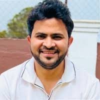 200+ Profile mit dem Suchbegriff „Tech“