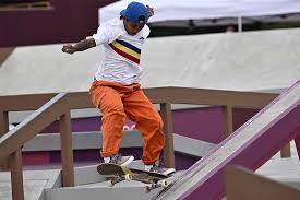 Philippines' margielyn didal is surely having fun as she takes on the women's street #skateboarding prelims today. 2kt5br4obmpwjm