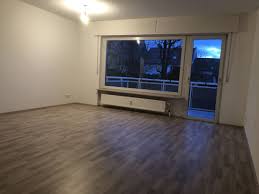 Kurz zur wohnung, die wohnung hat 3 zimmer (14m², 16m² und 19m²) ein bad mit dusche und klo. 3 Zimmer Wohnung Zu Vermieten Berkersheimer Untergasse 1a 60435 Frankfurt Am Main Berkersheim Mapio Net