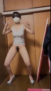 FC2-PPV-4668447 ガニ股ダブルピースで腰振りエロダンス | FC2コンテンツマーケット