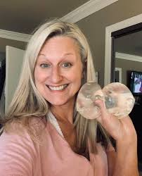 What to wear and take for a convenient recovery after explant and lift  surgery?