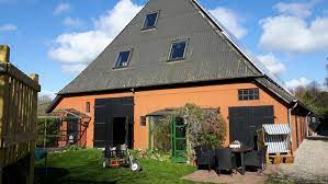 Sich auf das stänglein unterm dach, im feld und in der stadt ist friede, fried ist im haus und im gemach. Ferienwohnung Buschwindroschen Im Ferienhaus Nielson In Petersdorf 1015694 Ferienwohnung Petersdorf
