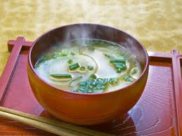 酵素×ファイトケミカル。美容と健康に最高のローフード味噌汁 | YOLO