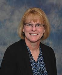 Peggy Snook's Instagram, Twitter & Facebook