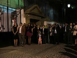Mauricio toledo gobernante y gobernado, mauricio toledo delegado de coyoacan niega por todos los medios ser corrupto, mauricio toledo la corrupcion de la clinica fantasma en coyoacan. Mauricio Toledo Organiza Festejo Privado En Coyoacan