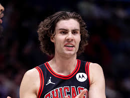 Head coach Billy Donovan announces that the Bulls