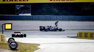 Lewis hamilton heeft de tweede vrije training op circuit zandvoort moeten staken met motorproblemen. Wtrf792usgwsfm