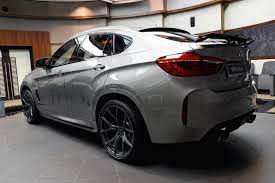 Bmw X6 M Gets A Makeover At Abu Dhabi Dealership Carscoops Bmw X6 Bmw Best Luxury Cars