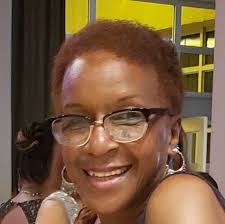 I missed the 3rd episode because I was roaming the streets after a doctor's  appointment. I have to remind myself there is something enjoyable to watch  at 2pm. I walked in the