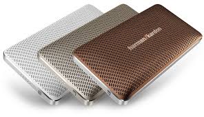 Selain performanya yang menghasilkan suara lembut tanpa pecah desain dari speaker bluetooth harman kardon onyx studio 3 bisa dibilang cukup klasik dan elegan. 10 Speaker Bluetooth Terbaik Harga Paling Terjangkau Tahun 2020