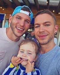 Andre Charron's Instagram, Twitter & Facebook