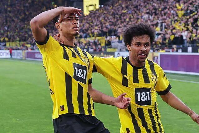 Karim Adeyemi e Jude Bellingham no Borussia Dortmund