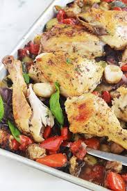Cuisses De Poulet Au Four Et Ratatouille Recette Rapide Recette Plats Complet Poulet Au Four Cuisses De Poulet