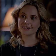 Camille Field's Instagram, Twitter & Facebook