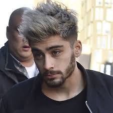 Zayn Malik Extends An Olive Branch To Louis Tomlinson Kind Of Zayn Malik Blonde Zayn Malik Hairstyle Haircuts For Men