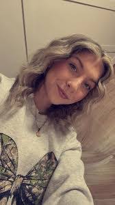 Heather Miracle's Instagram, Twitter & Facebook