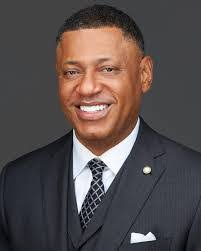 Larry Larimer's Instagram, Twitter & Facebook