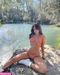 Julia & Katelyn Ernst Nude Leaks 300 Photos - Fapello