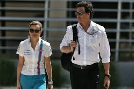 Mediatoto wolff is a giant (i.redd.it). Toto Wolff Nachname Hat Susie Geschadet Formel 1