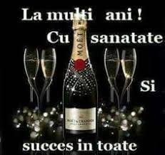 Ea a stat toată ziua în casă, preferând să fie aproape de cei doi căței pe care îi iubește foarte mult, să stea în grădină și să se bucure de cei dragi acolo, acasă! District India MoÈtenire La Multi Ani Barbati Imagini Proprint Ro