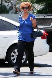 Michael Jackson S Former Nanny Defends Him Following Allegations In Leaving Neverland Michael Jackson Jackson Hbo Documentaries