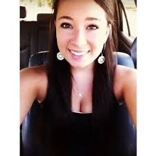 Ellie Broussard's Instagram, Twitter & Facebook