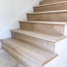 Many stone suppliers publishing stair treads products. Square Nose Tread Along With A White Oak Riser Oak Stairs Stairs White Stair Risers