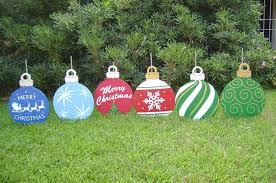 Christmas Yard Ornaments Made For Client By Art De Yard Ornaments Are Approx 14 In Diam Christmas Yard Art Outdoor Christmas Decorations Yard Christmas Diy