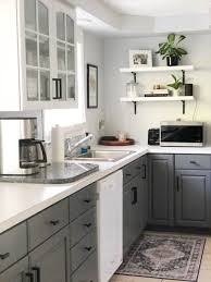 For most of us, the kitchen is one of the most used rooms in our homes, so there's no reason not to invest in aesthetics. Everything You Need To Know About Two Tone Kitchen Decoholic