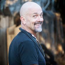 The Skillful Heart Breaker ..... by Terry Dailey A simple kiss among the  missed