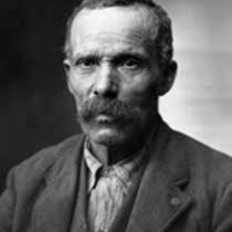 Oscar White and family: photo 1.