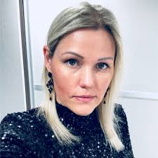 Happy Wednesday! Super chuffed with receiving my first Mitie Star 😊  Recognition is the fuel to making me smile. Thank you all for the support  given over this last year- here's to