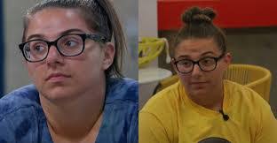 Crystal Tussey's Instagram, Twitter & Facebook