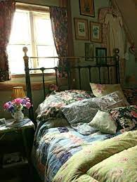 English Country Bedroom Https Bedroom Design 2017 Info Ideas English Country Bedroom Html Bedroomde Vintage Bedroom Decor Bedroom Vintage Cottage Bedroom