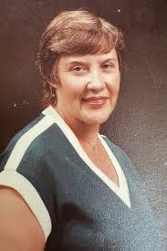 Lee Byrum's Instagram, Twitter & Facebook