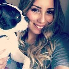 Nichole Wise's Instagram, Twitter & Facebook