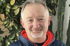 Bruce Fenn's Instagram, Twitter & Facebook