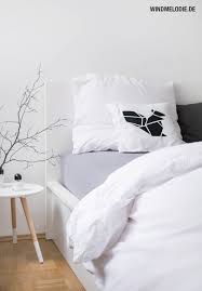Neben all diesen modernen schlafzimmerideen sollten einige dinge beachtet werden, bevor mit einem projekt begonnen wird. Schlafzimmer Weiss Ikea Bett Malm Duni Cheri