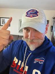 Tokyo Bills Backers Prepare for New Season with Hats